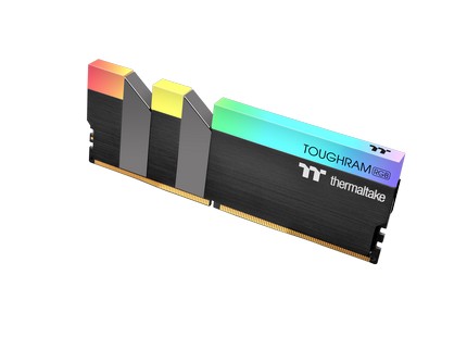 曜越發佈 TOUGHRAM RGB DDR4 3200MHz和3600MHz電競記憶體